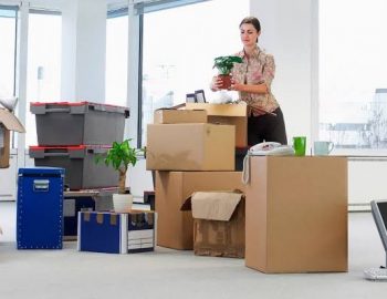 5 reasons to call movers and packers to relocate office equipment